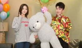 娱乐圈吃瓜背景板图,揭秘“吃瓜群众”背后的故事